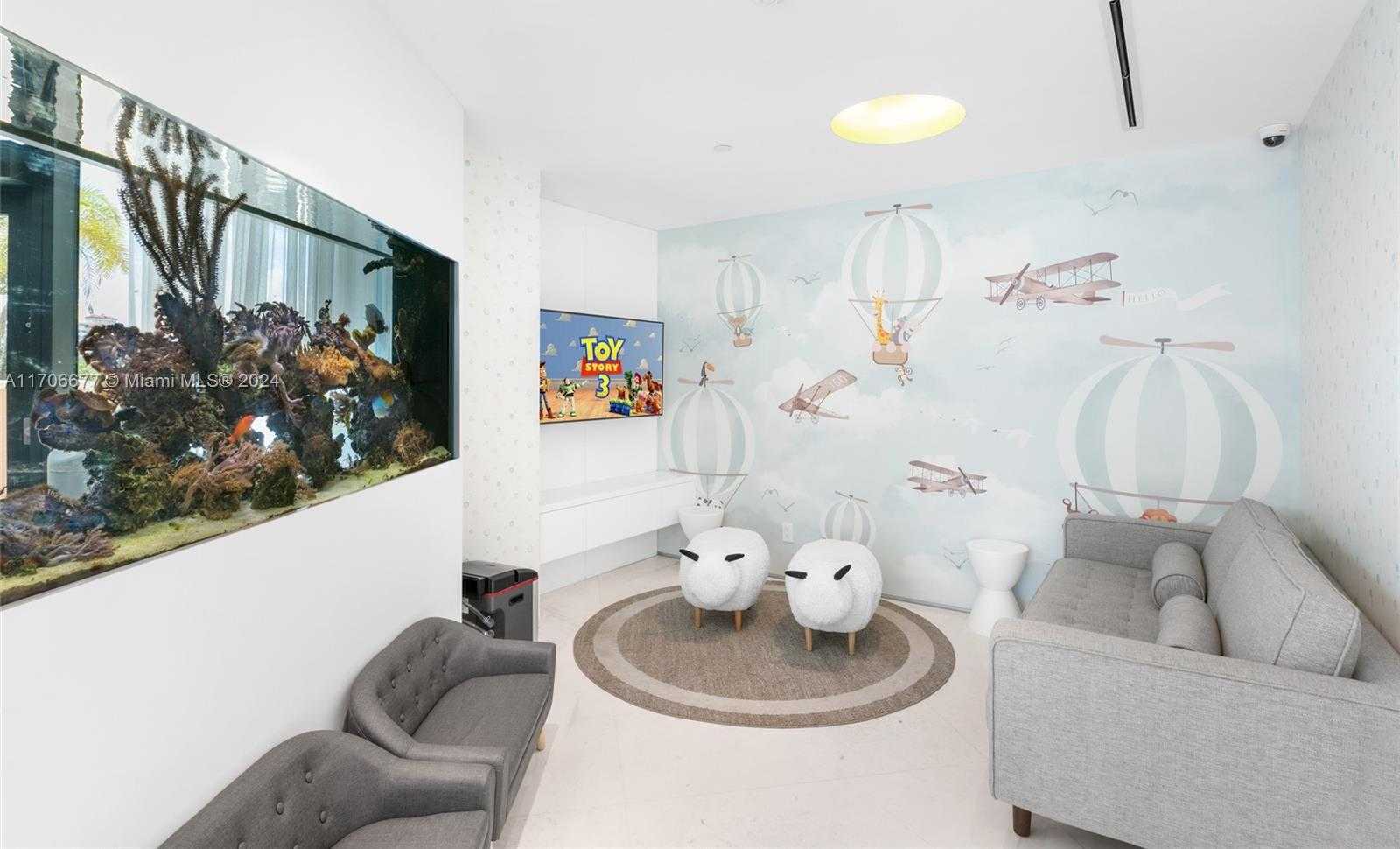 Small Image of 300 SOUTH POINTE DRIVE #801, Miami Beach Number 31