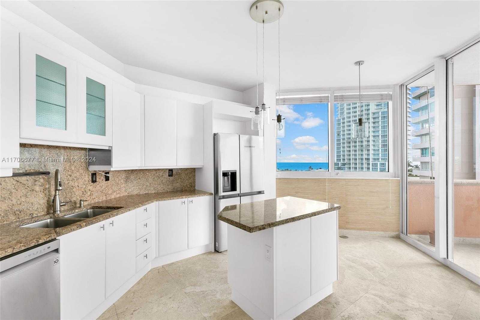 Small Image of 300 SOUTH POINTE DRIVE #801, Miami Beach Number 6