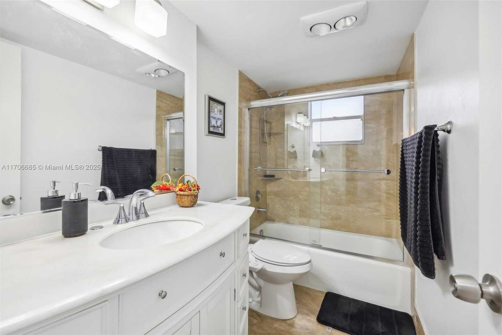 Small Image of 3170 HOLIDAY SPRINGS BLVD #6-108, Margate Number 22