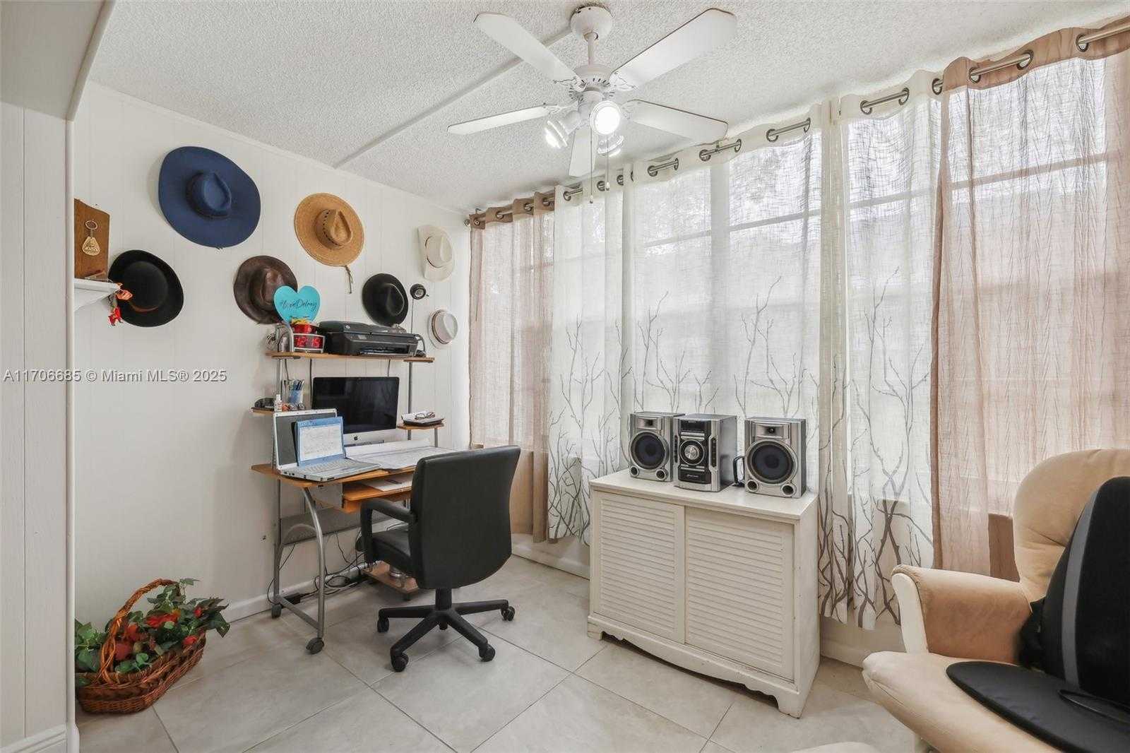 Small Image of 3170 HOLIDAY SPRINGS BLVD #6-108, Margate Number 24