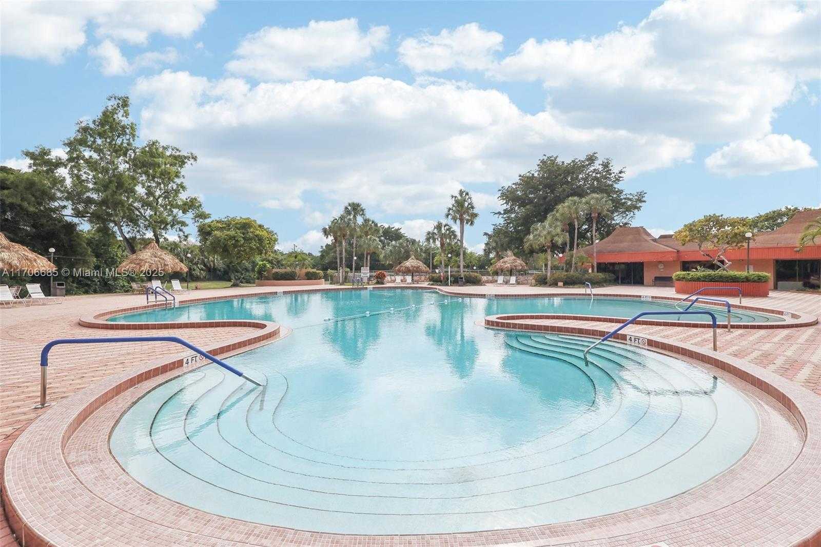 Small Image of 3170 HOLIDAY SPRINGS BLVD #6-108, Margate Number 26