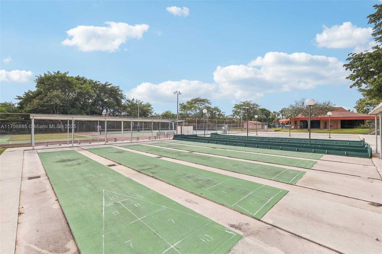 Small Image of 3170 HOLIDAY SPRINGS BLVD #6-108, Margate Number 29