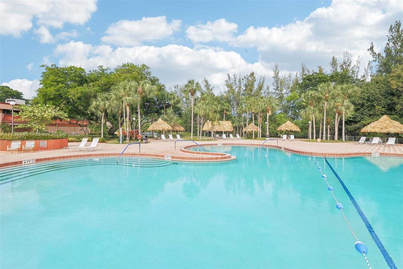 Small Image of 3170 HOLIDAY SPRINGS BLVD #6-108, Margate Number 30