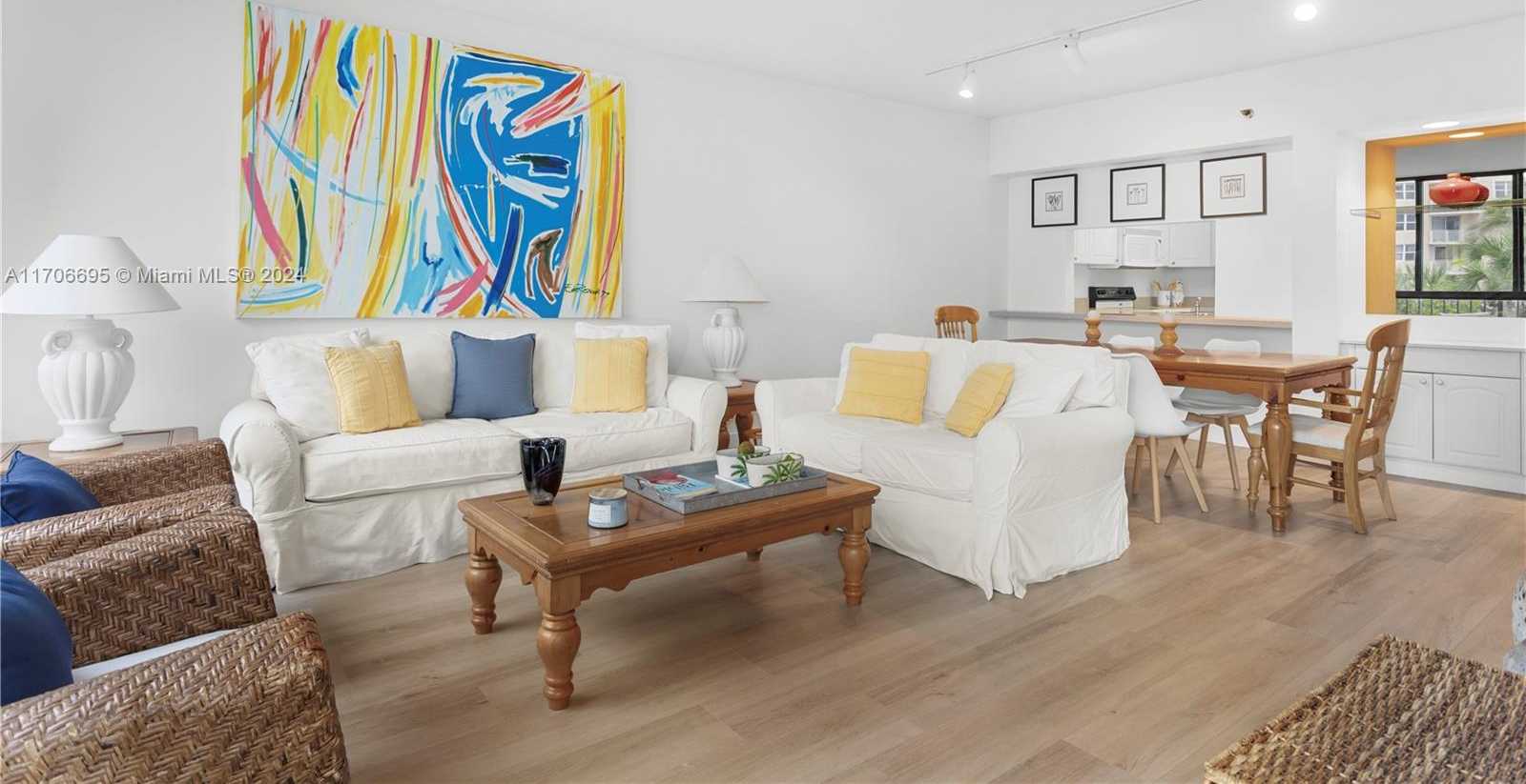 Small Image of 520 BRICKELL KEY DR #A513, Miami Number 2