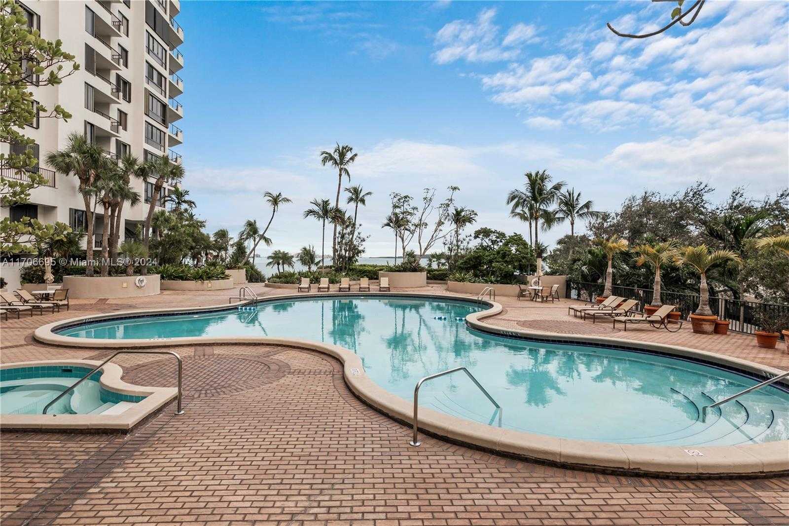 Small Image of 520 BRICKELL KEY DR #A513, Miami Number 21