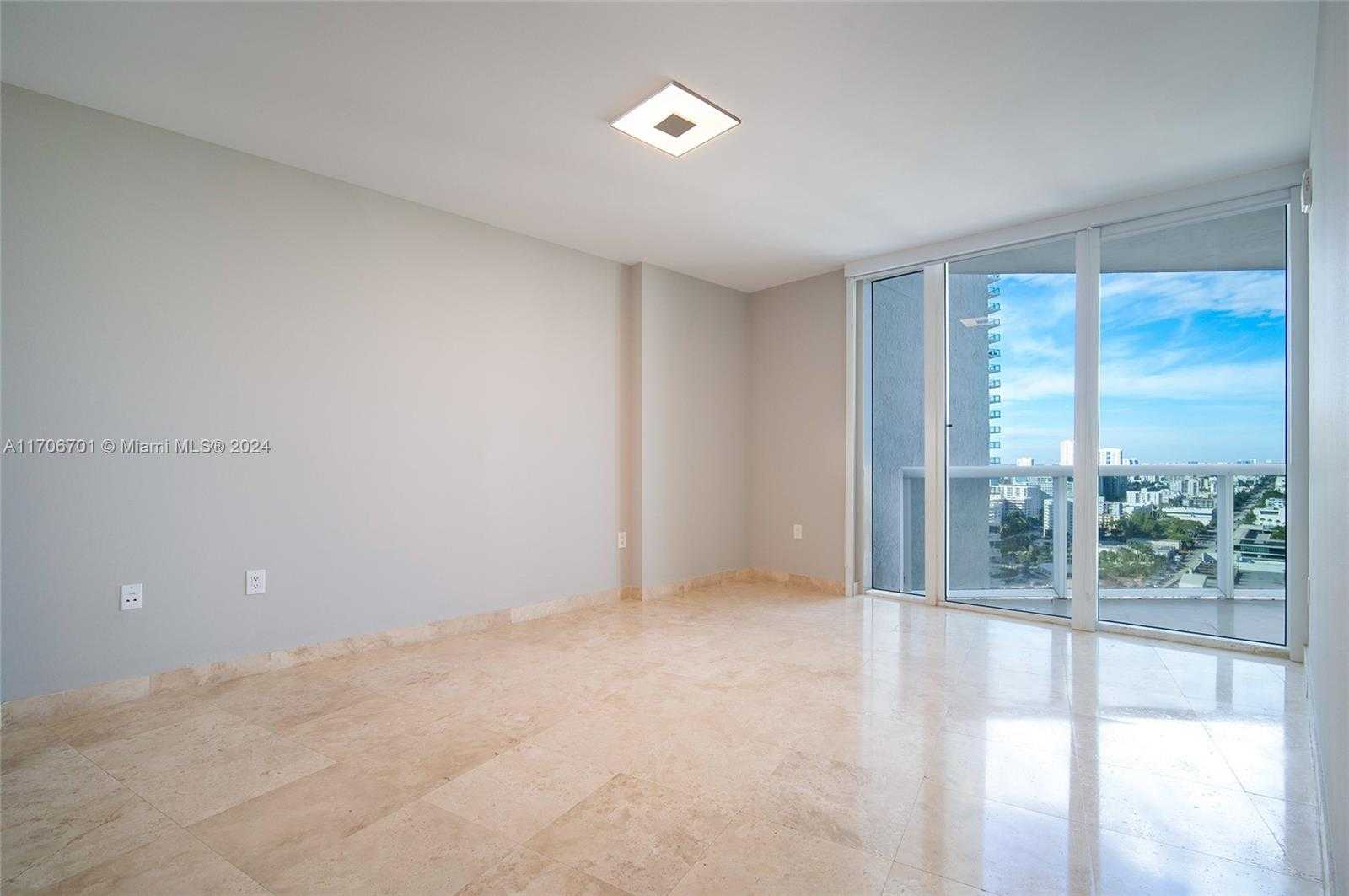 Small Image of 400 ALTON RD #2309, Miami Beach Number 14