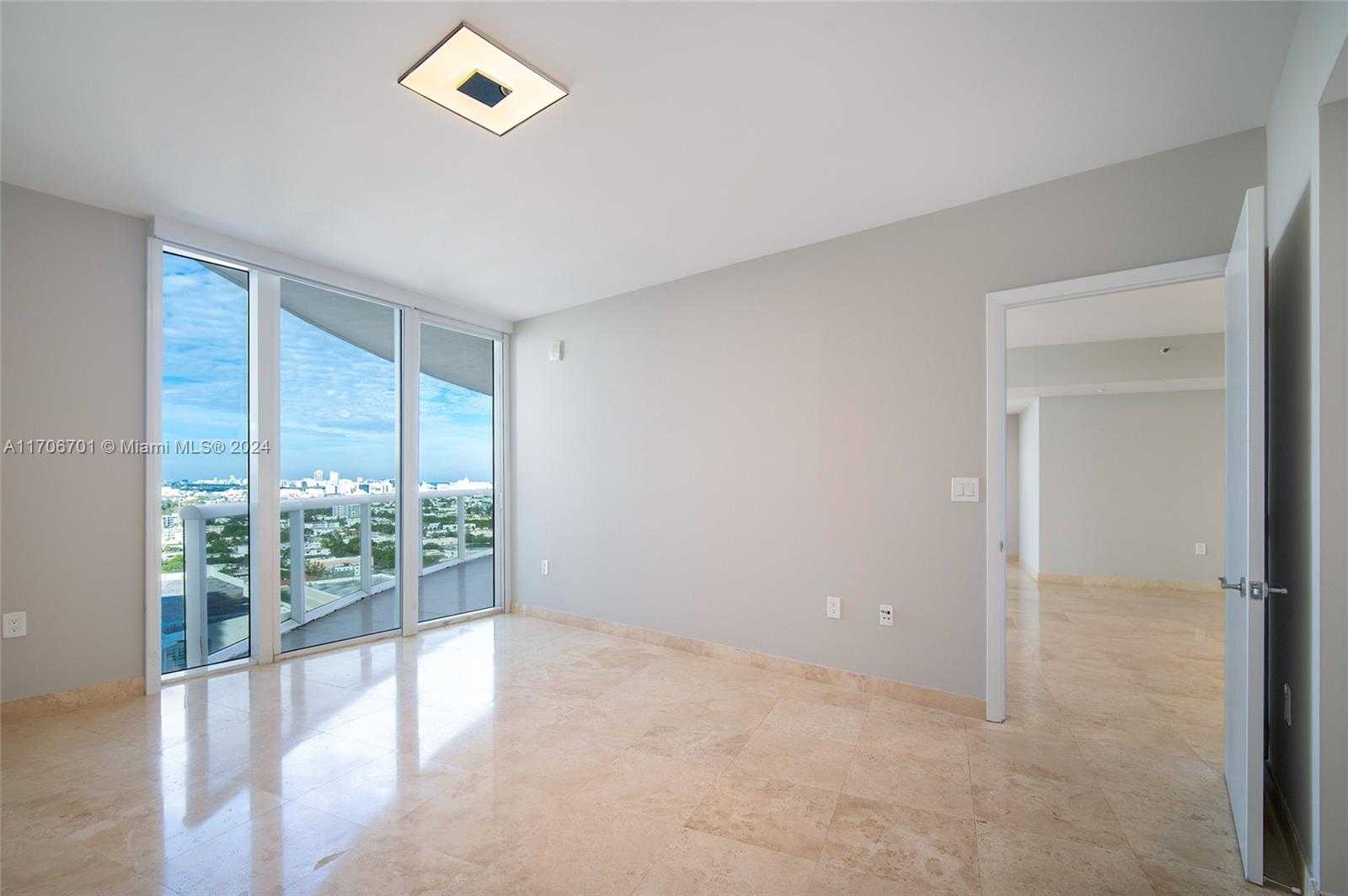 Small Image of 400 ALTON RD #2309, Miami Beach Number 15