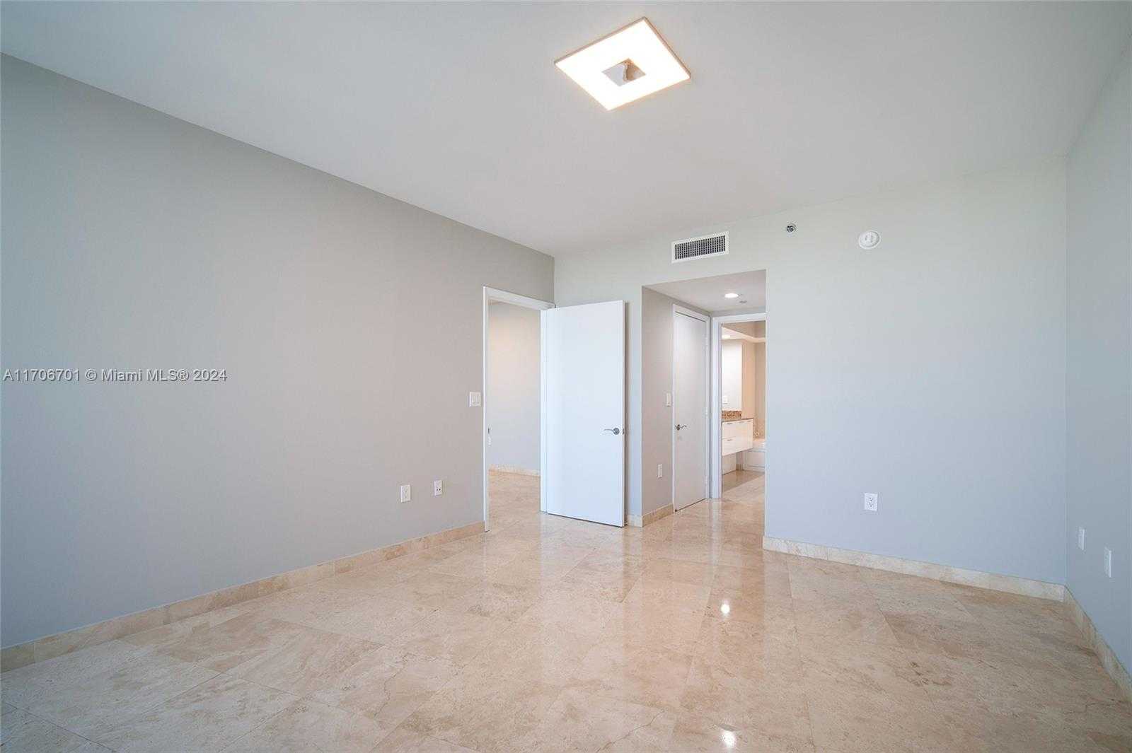 Small Image of 400 ALTON RD #2309, Miami Beach Number 19