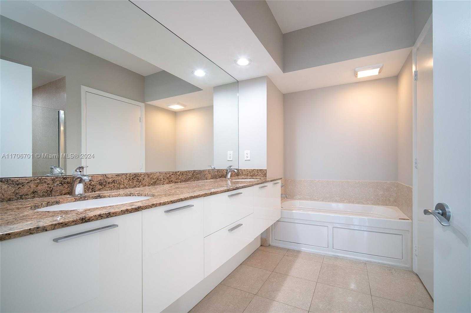 Small Image of 400 ALTON RD #2309, Miami Beach Number 20