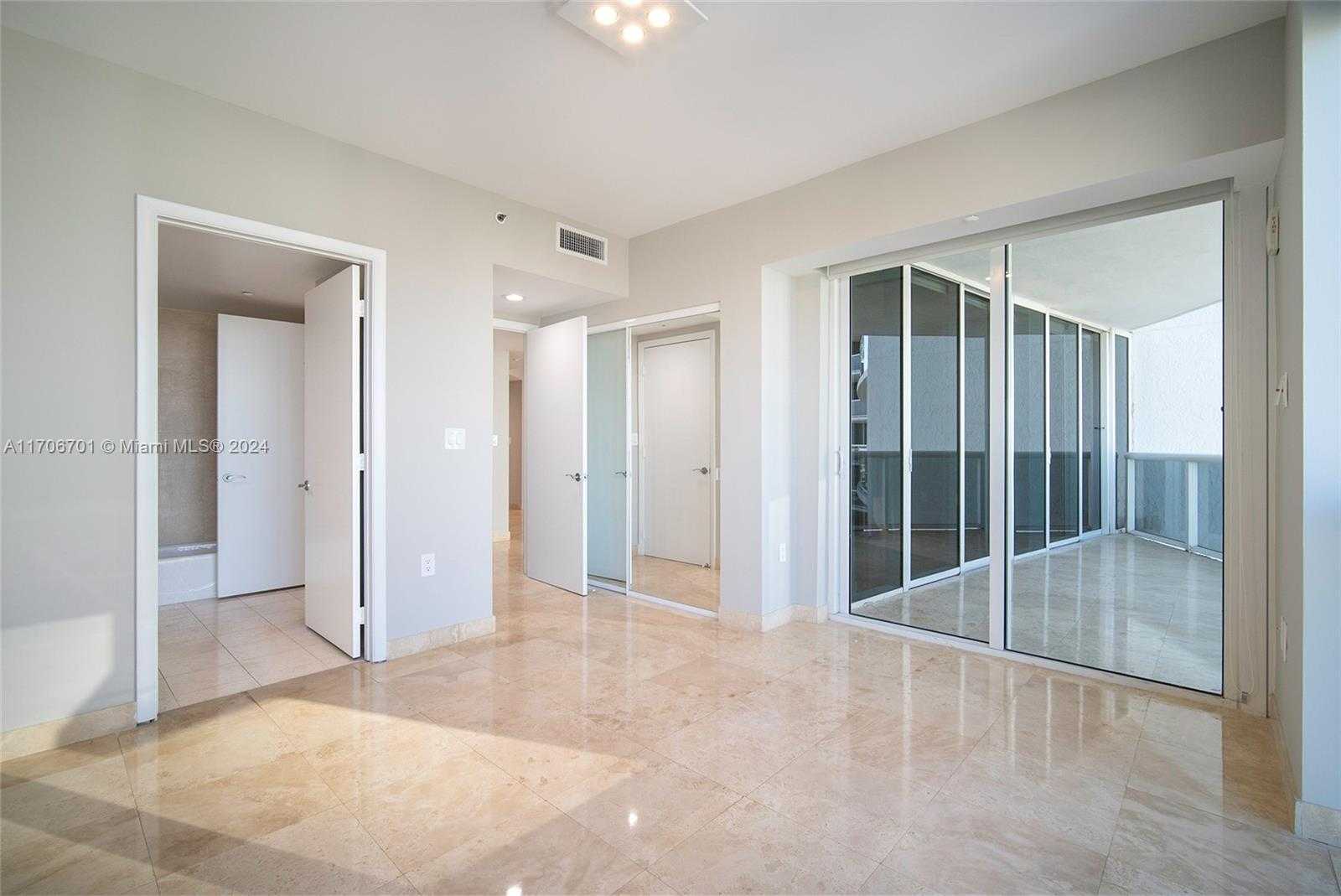 Small Image of 400 ALTON RD #2309, Miami Beach Number 25