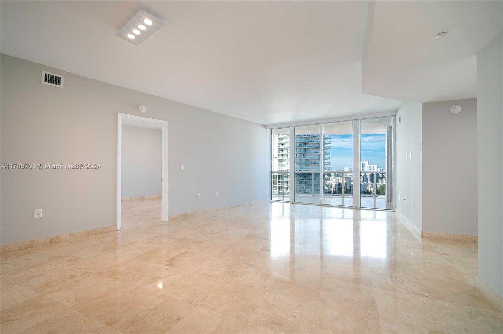 Small Image of 400 ALTON RD #2309, Miami Beach Number 6