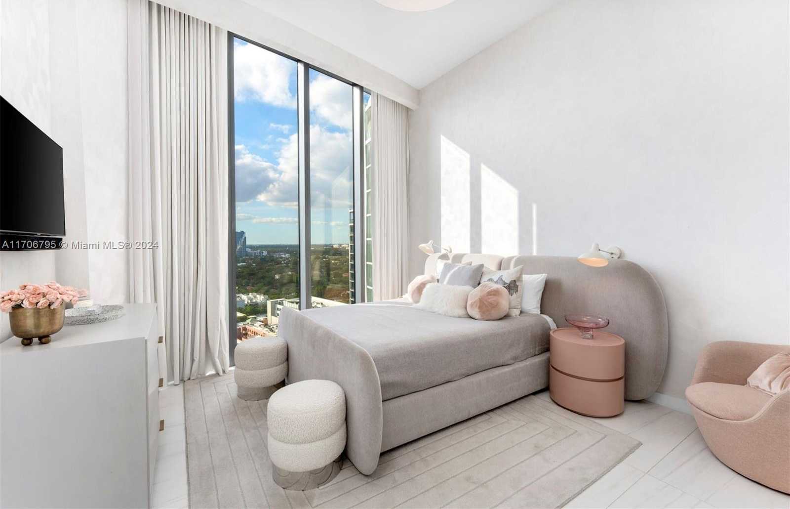 Small Image of 2811 SOUTH BAYSHORE DR #20BC, Miami Number 13