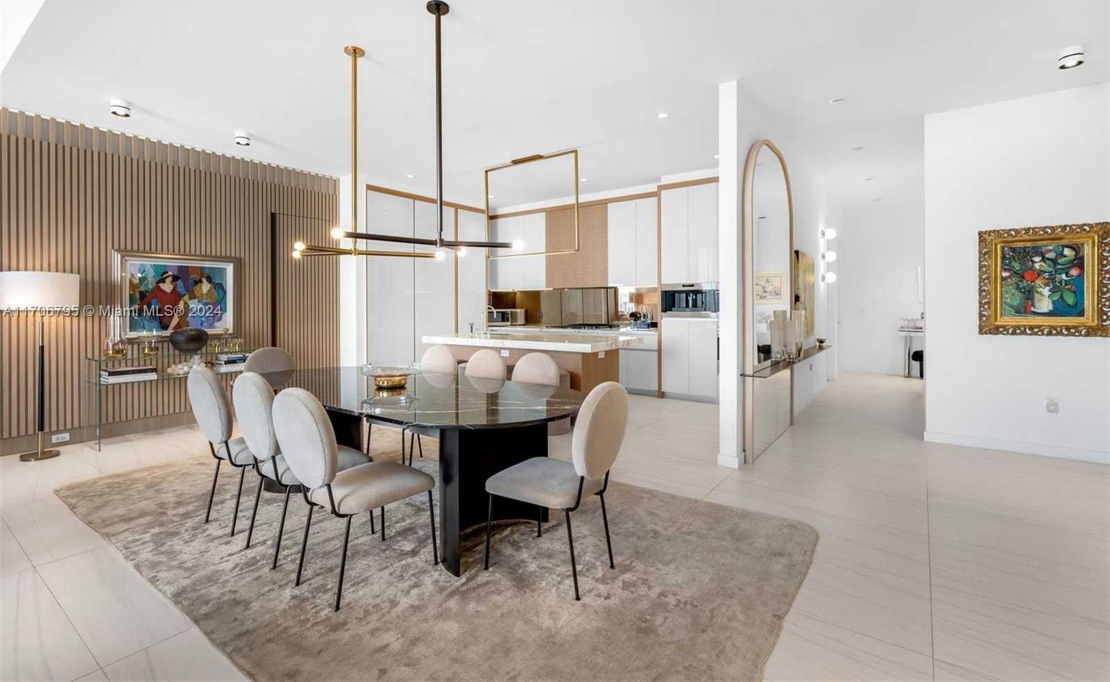 Small Image of 2811 SOUTH BAYSHORE DR #20BC, Miami Number 4