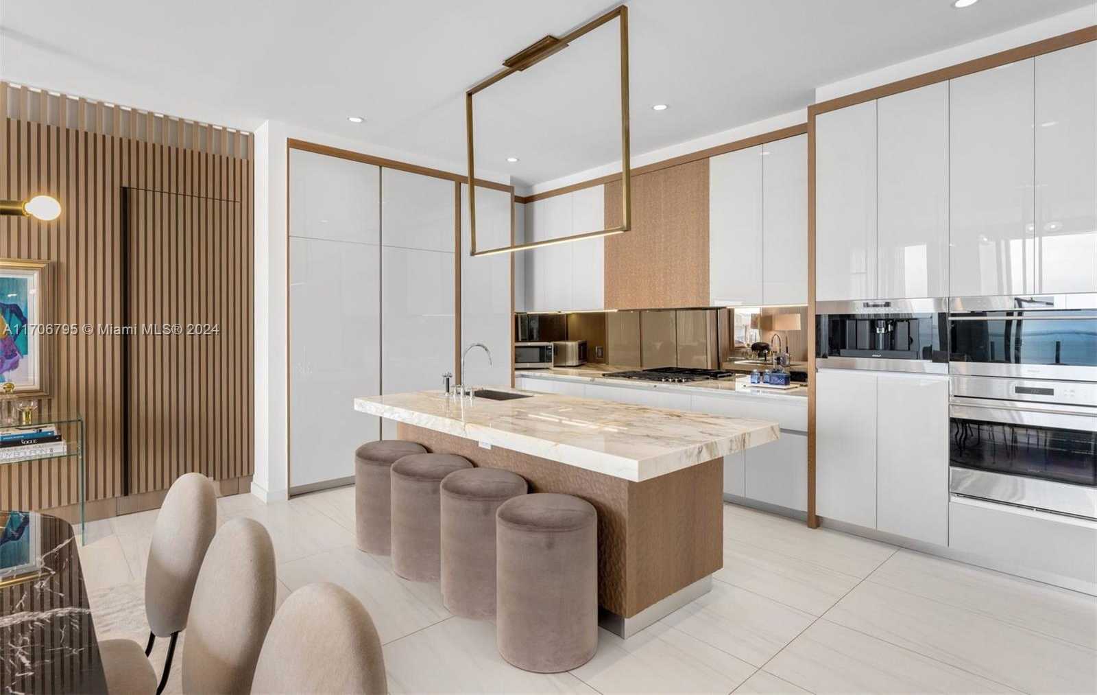 Small Image of 2811 SOUTH BAYSHORE DR #20BC, Miami Number 5