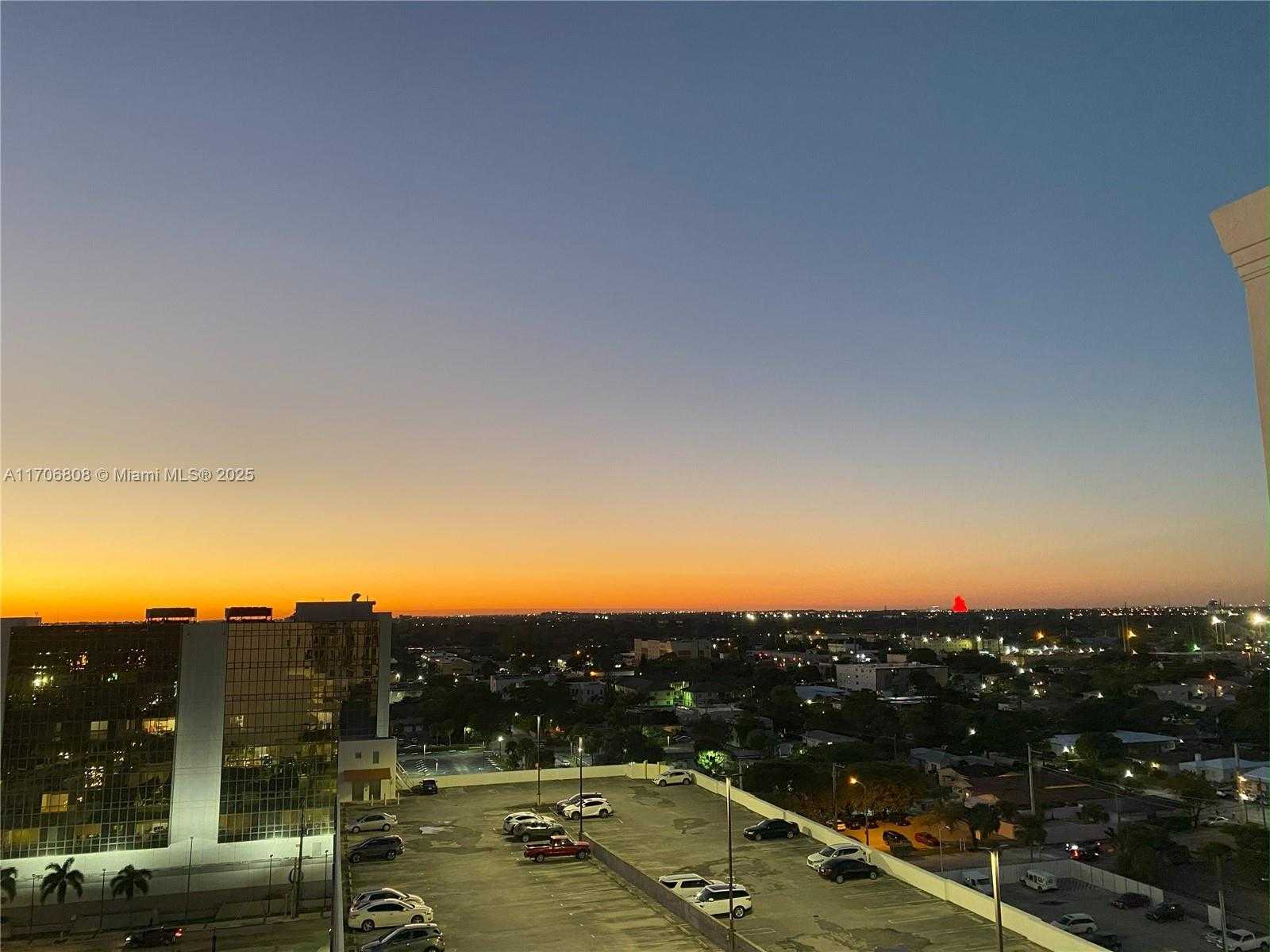 Small Image of 1830 RADIUS DR #1203, Hollywood Number 26