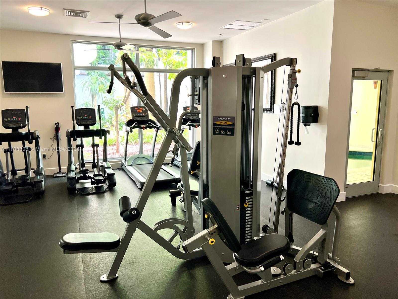 Small Image of 1830 RADIUS DR #1203, Hollywood Number 44
