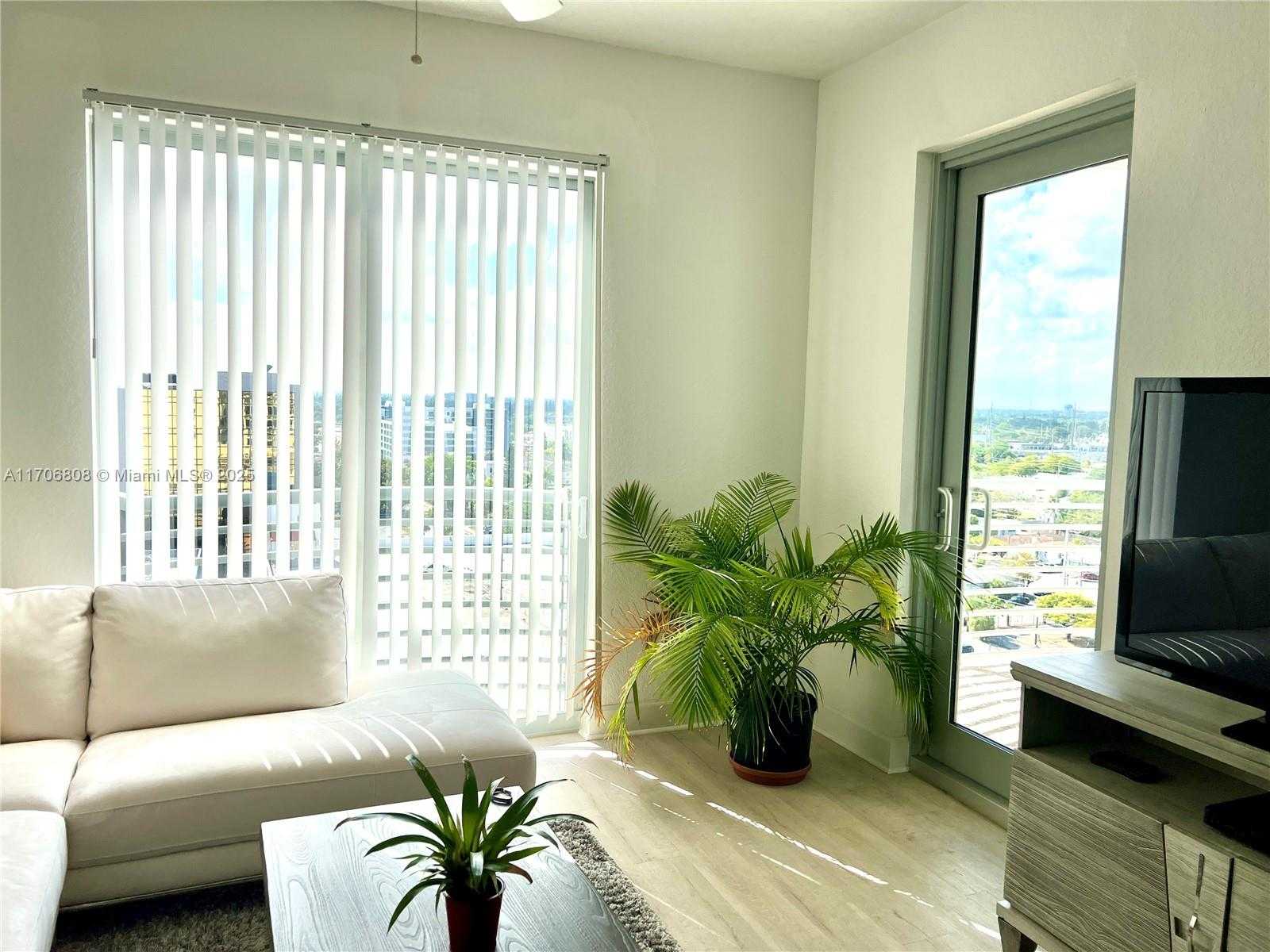 Small Image of 1830 RADIUS DR #1203, Hollywood Number 6