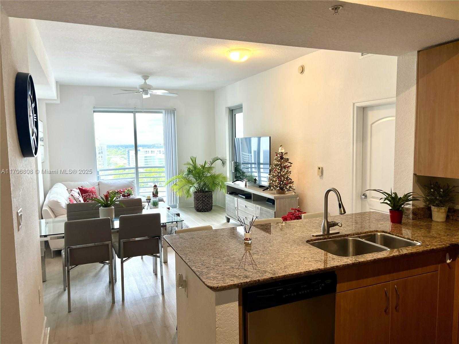 Small Image of 1830 RADIUS DR #1203, Hollywood Number 9