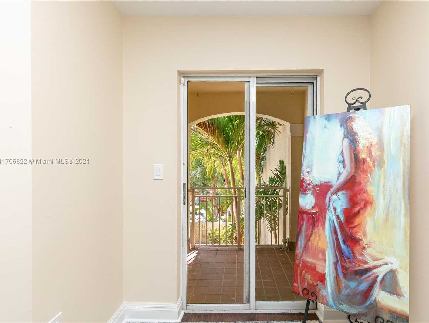 Small Image of 1564 YELLOWHEART WAY #1564, Hollywood Number 37
