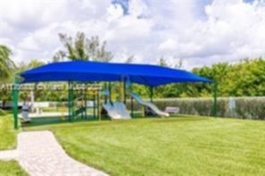 Small Image of 1564 YELLOWHEART WAY #1564, Hollywood Number 63