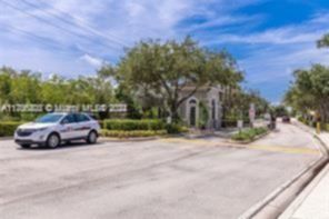 Small Image of 1564 YELLOWHEART WAY #1564, Hollywood Number 65