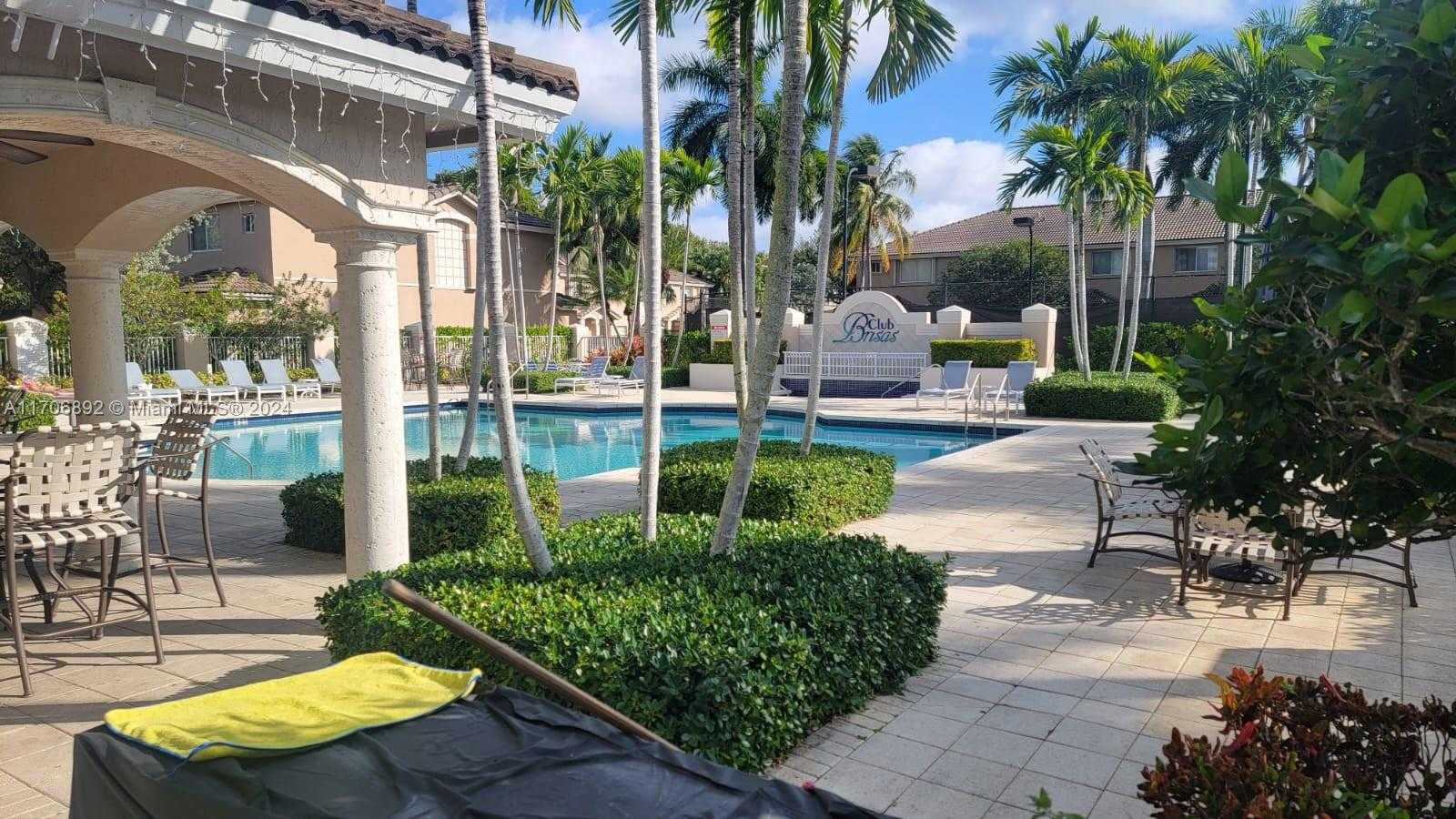 Small Image of 5660 NORTH WEST 115TH CT #204, Doral Number 12
