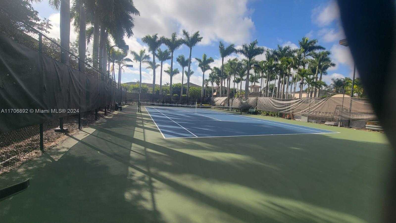 Small Image of 5660 NORTH WEST 115TH CT #204, Doral Number 14
