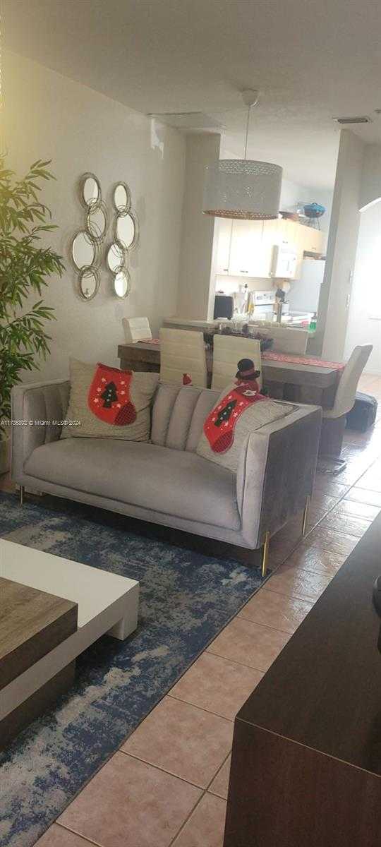 Small Image of 5660 NORTH WEST 115TH CT #204, Doral Number 3