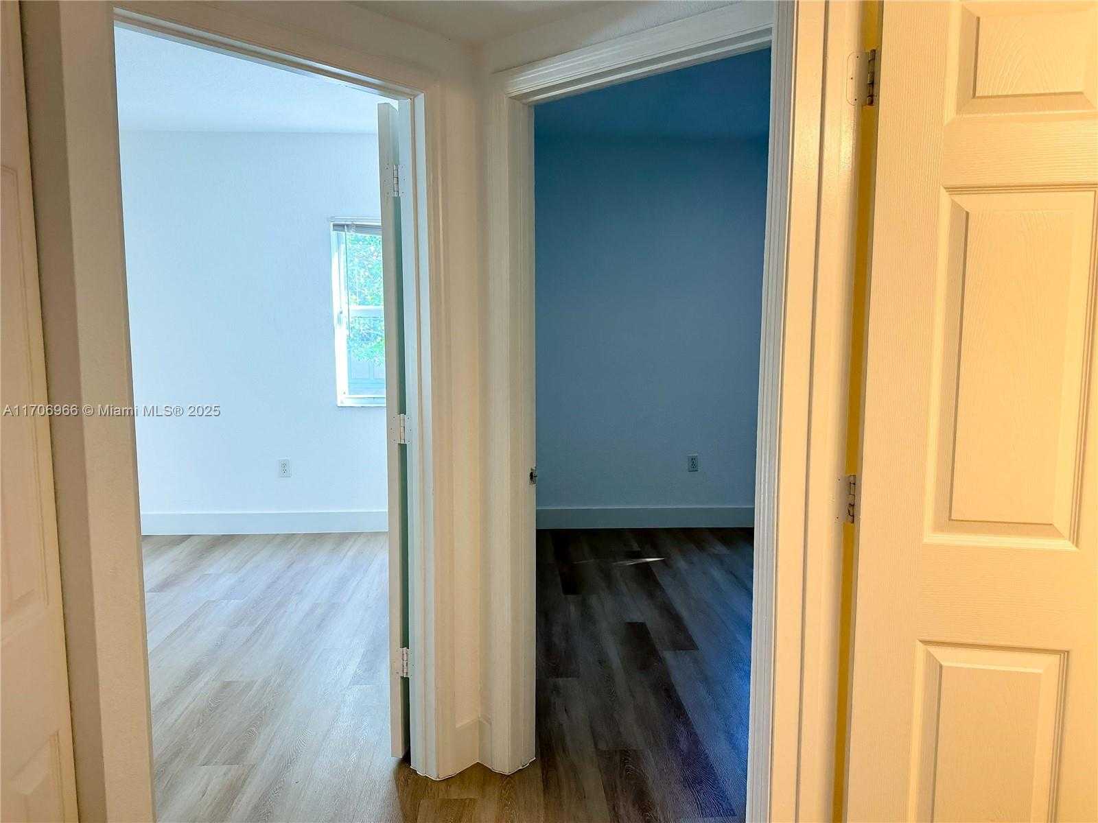 Small Image of 2564 CENTERGATE DR #208, Miramar Number 22