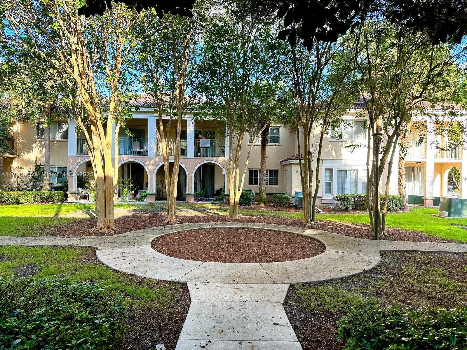 Small Image of 2564 CENTERGATE DR #208, Miramar Number 35