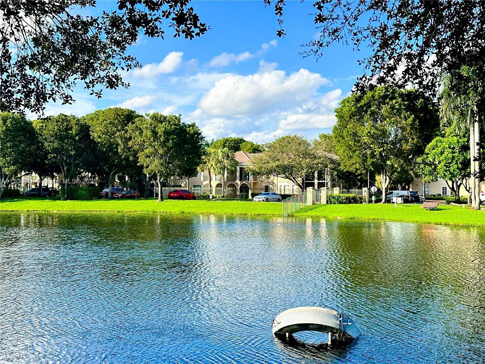 Small Image of 2564 CENTERGATE DR #208, Miramar Number 51