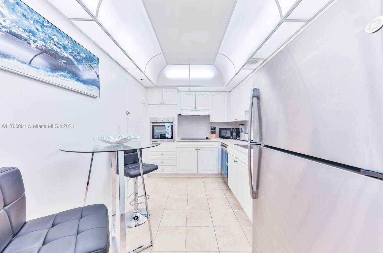 Small Image of 4001 SOUTH OCEAN DR #16K, Hollywood Number 4