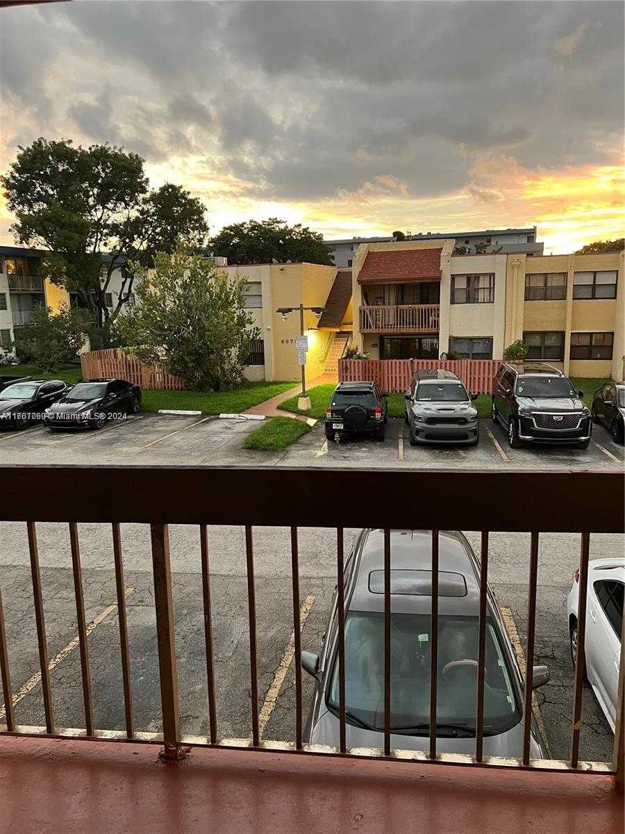 Small Image of 8875 FONTAINEBLEAU BLVD #203, Miami Number 2