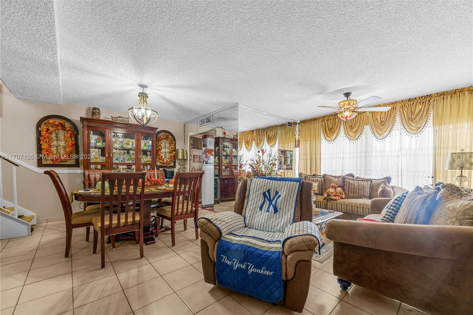 Small Image of 9390 WEST FLAGLER ST #218F, Miami Number 3