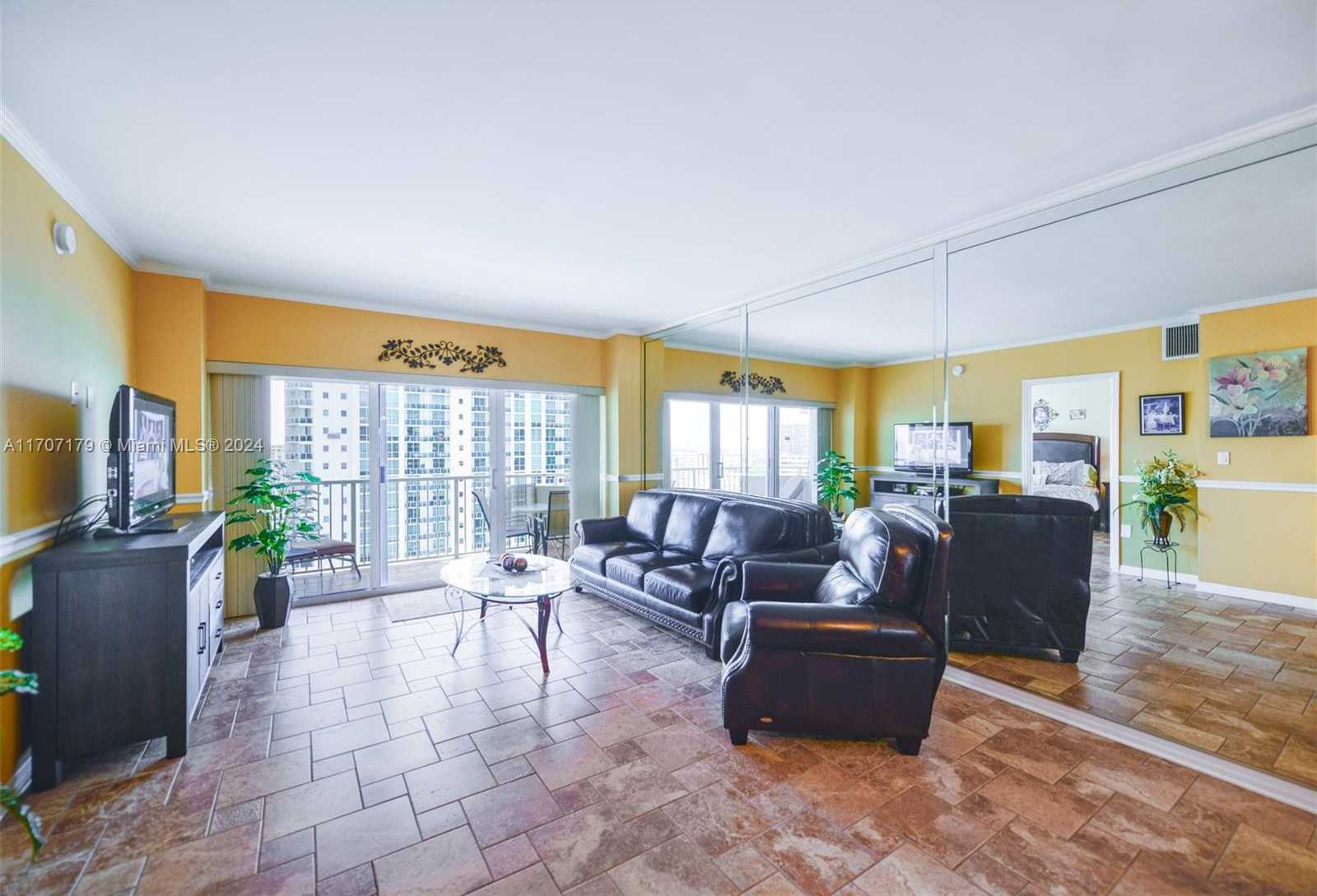 Small Image of 1965 SOUTH OCEAN DR #17D, Hallandale Beach Number 13