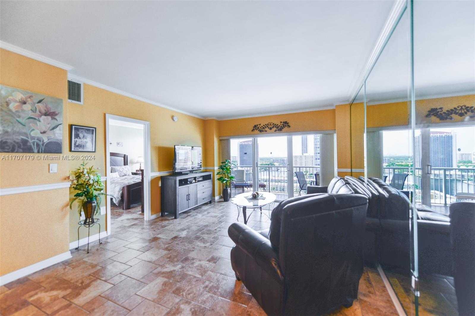 Small Image of 1965 SOUTH OCEAN DR #17D, Hallandale Beach Number 14