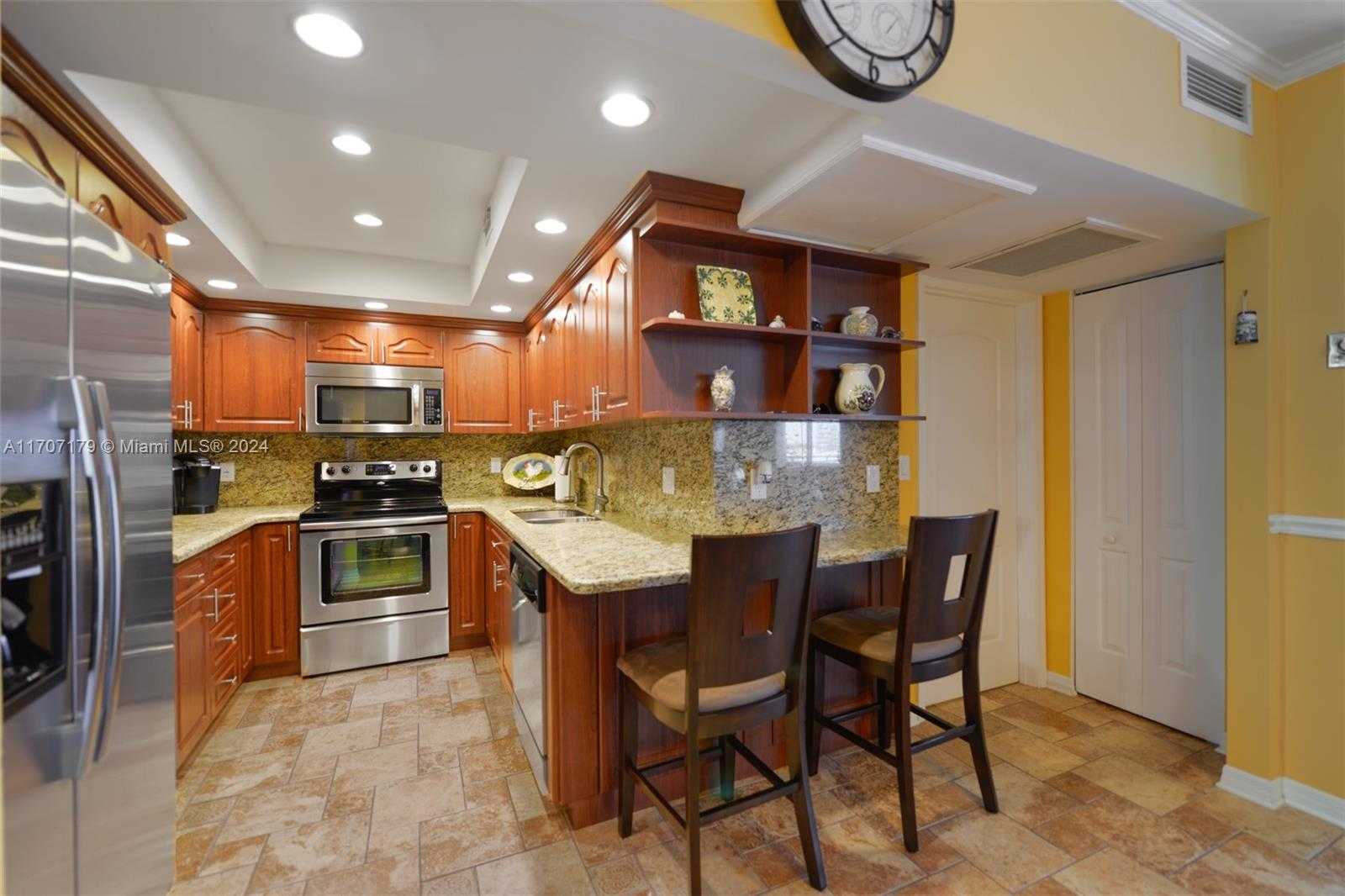 Small Image of 1965 SOUTH OCEAN DR #17D, Hallandale Beach Number 2