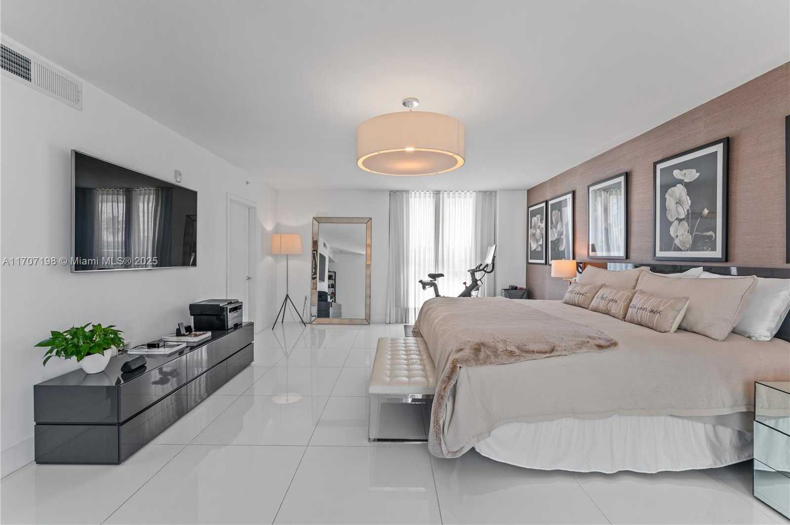 Small Image of 9400 WEST BAY HARBOR DR #401, Bay Harbor Islands Number 17