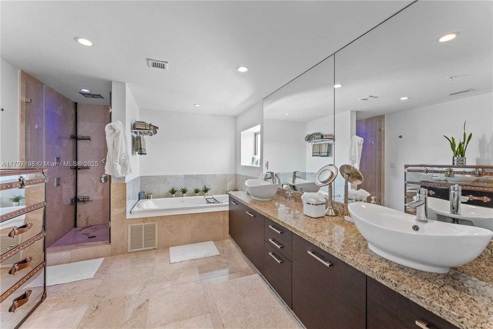 Small Image of 9400 WEST BAY HARBOR DR #401, Bay Harbor Islands Number 21