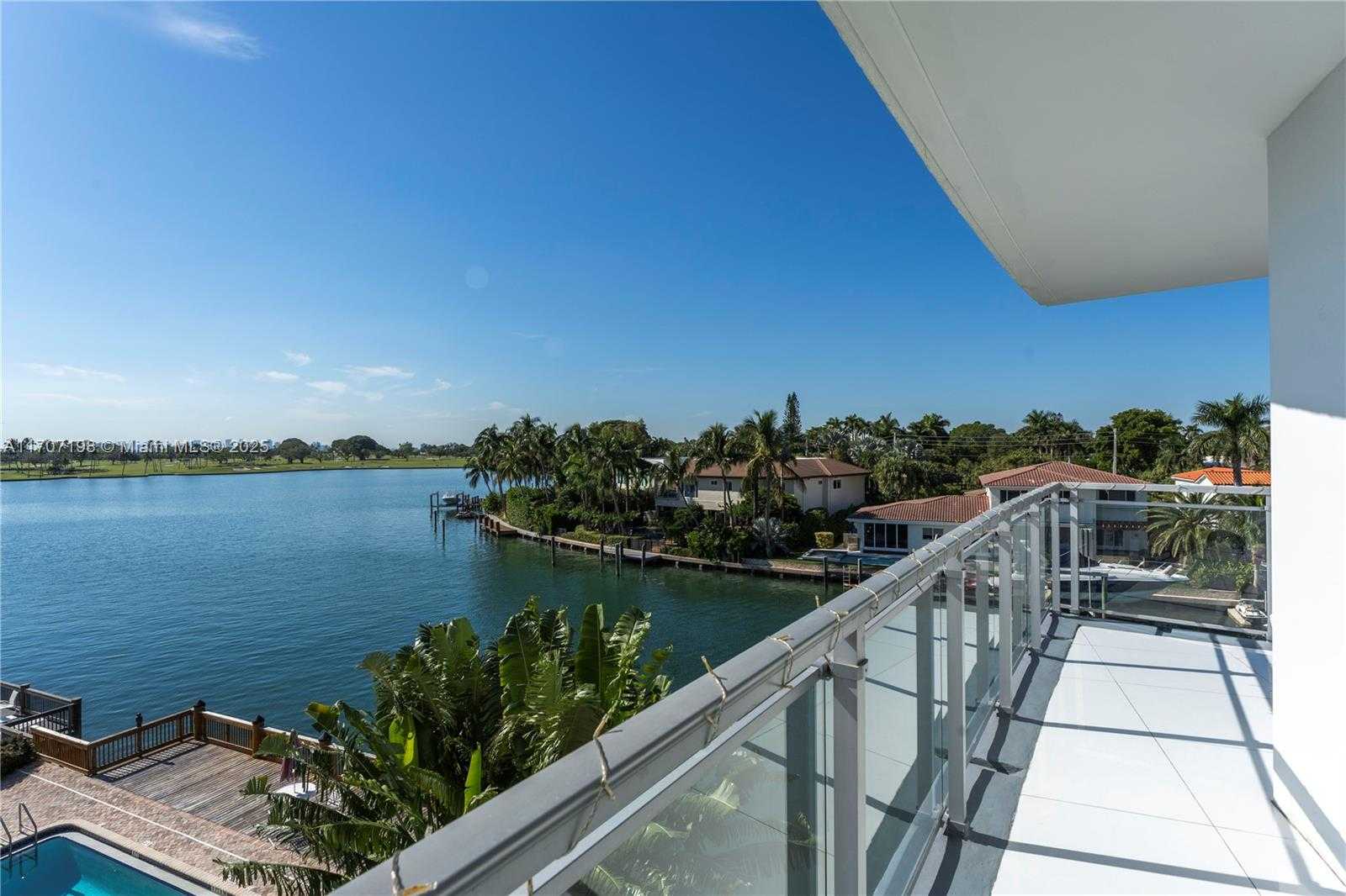 Small Image of 9400 WEST BAY HARBOR DR #401, Bay Harbor Islands Number 32