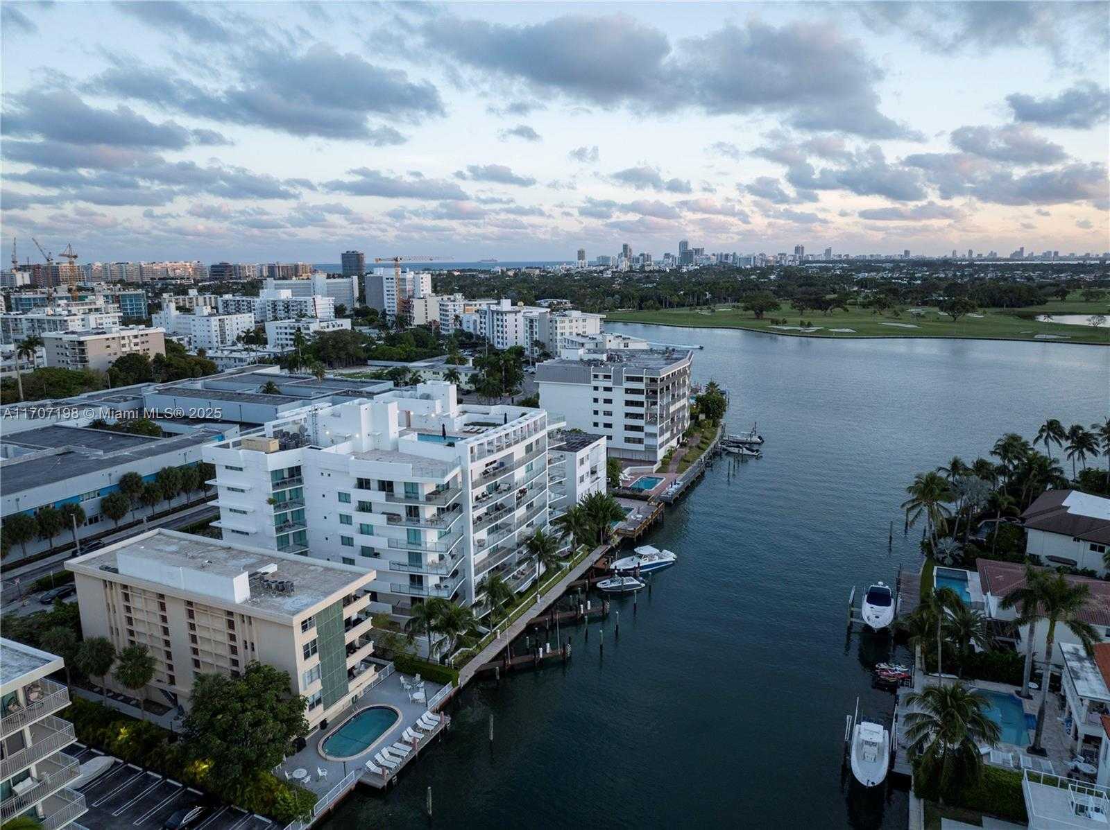 Small Image of 9400 WEST BAY HARBOR DR #401, Bay Harbor Islands Number 39