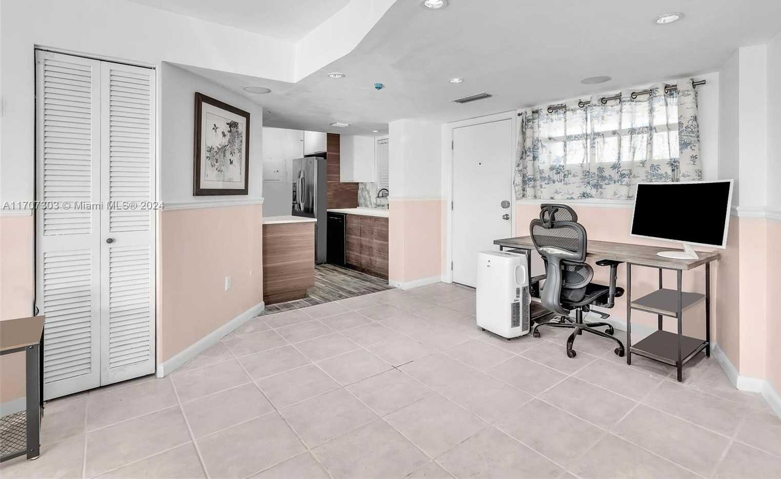 Small Image of 1881 WASHINGTON AVE #16H, Miami Beach Number 15