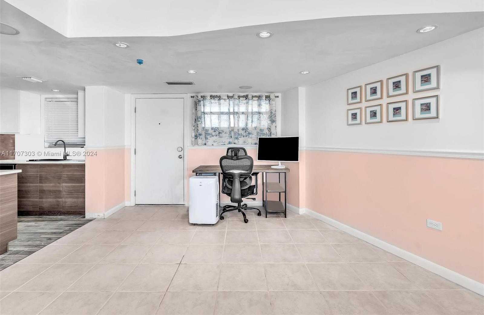 Small Image of 1881 WASHINGTON AVE #16H, Miami Beach Number 16