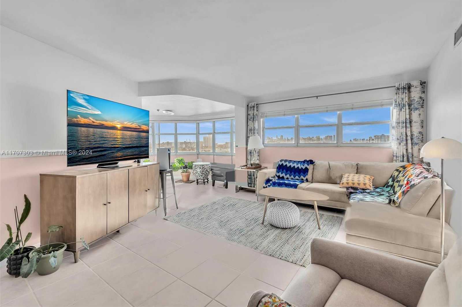 Small Image of 1881 WASHINGTON AVE #16H, Miami Beach Number 17