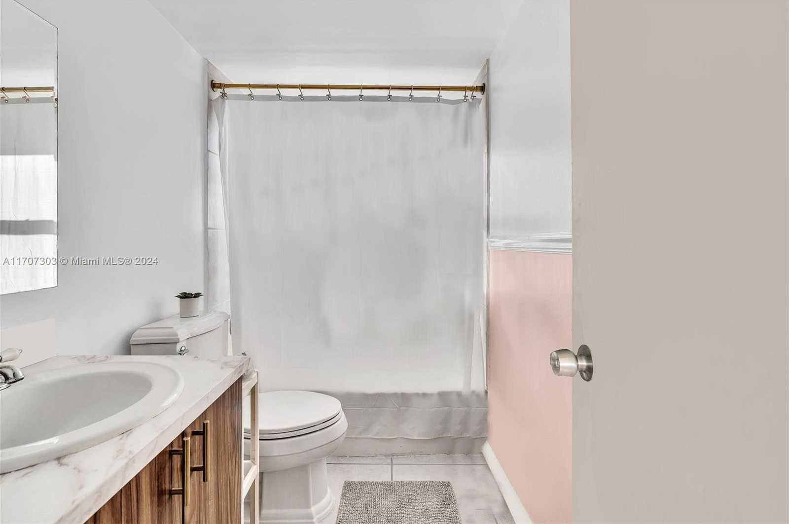 Small Image of 1881 WASHINGTON AVE #16H, Miami Beach Number 27