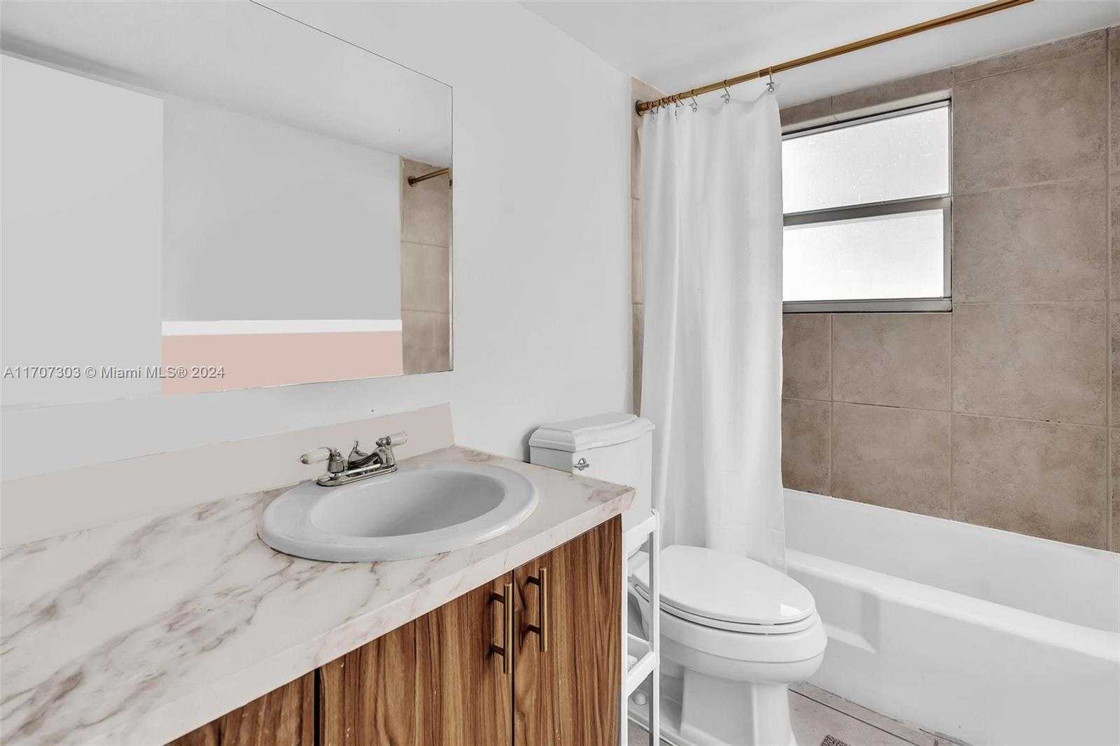 Small Image of 1881 WASHINGTON AVE #16H, Miami Beach Number 28