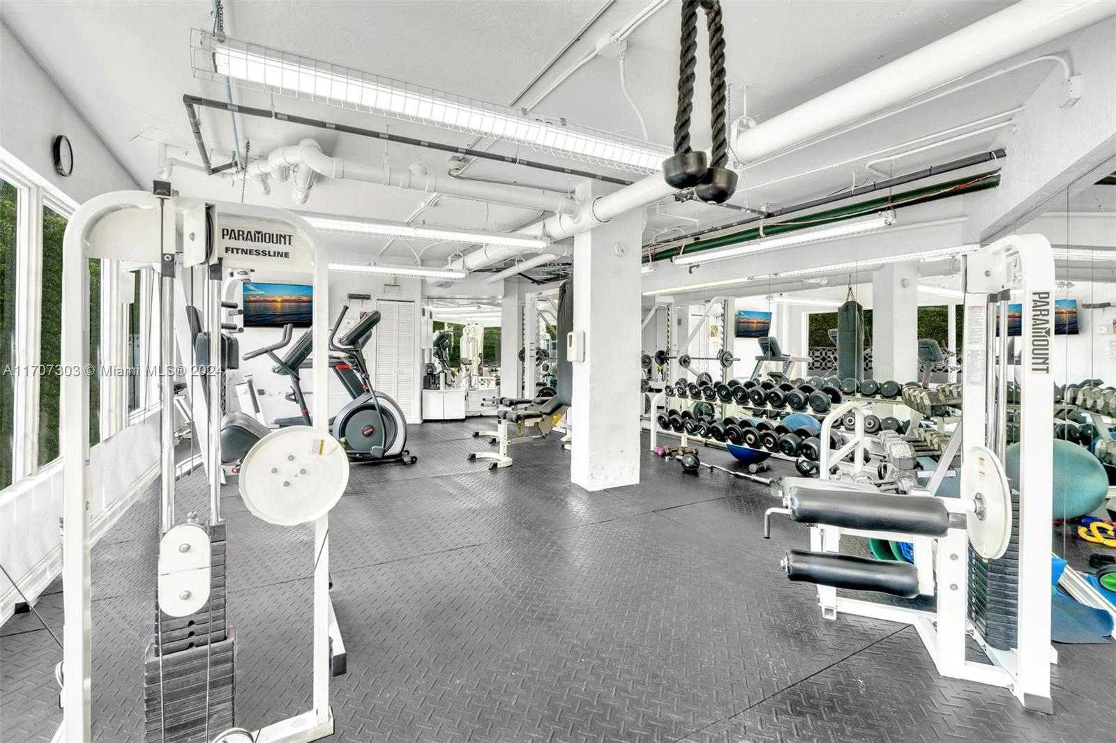 Small Image of 1881 WASHINGTON AVE #16H, Miami Beach Number 51