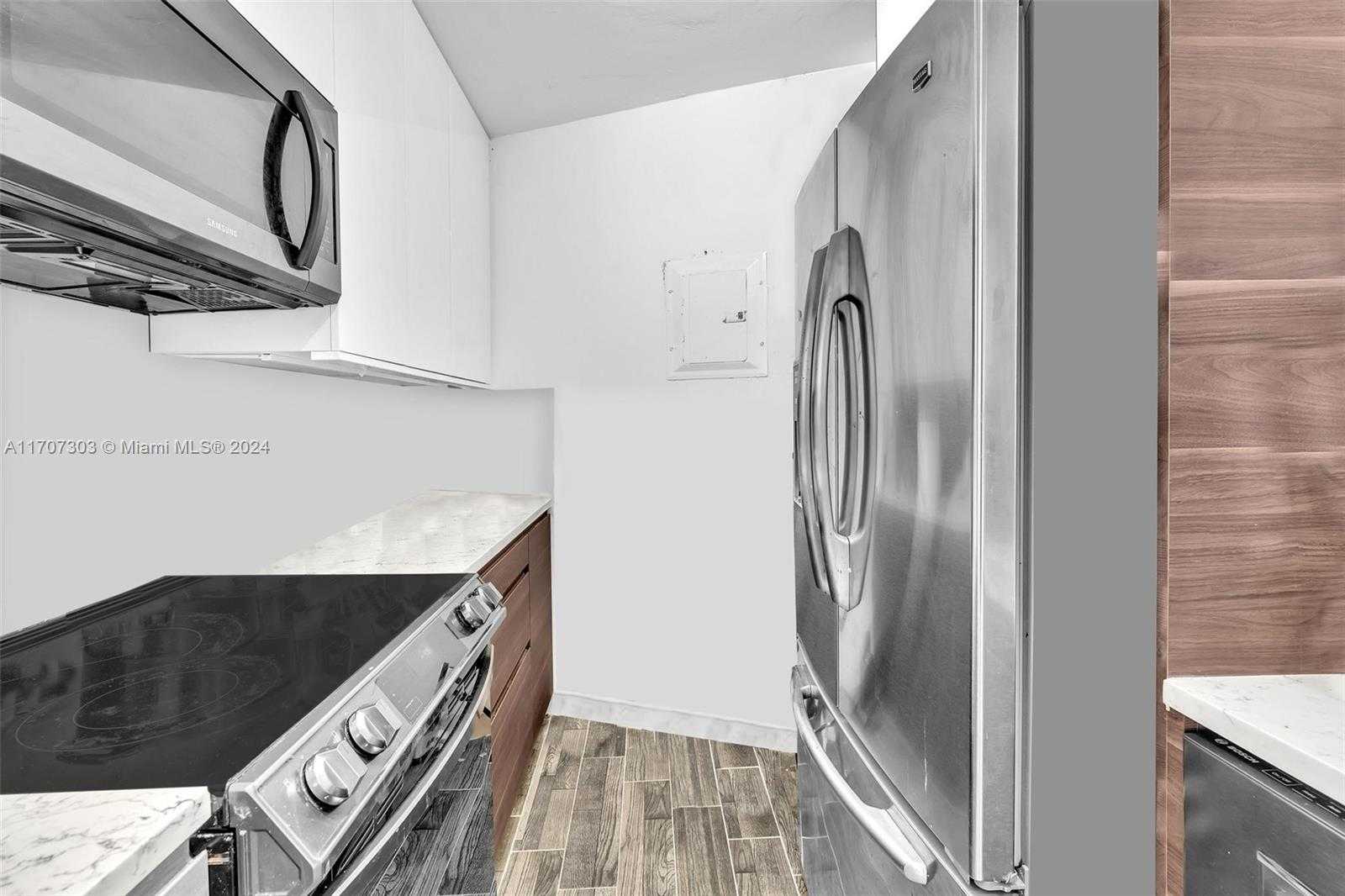 Small Image of 1881 WASHINGTON AVE #16H, Miami Beach Number 9