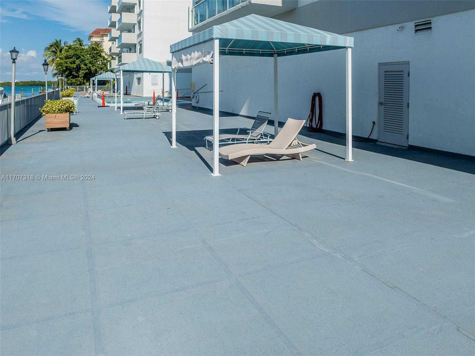 Small Image of 10000 WEST BAY HARBOR DR #625, Bay Harbor Islands Number 19
