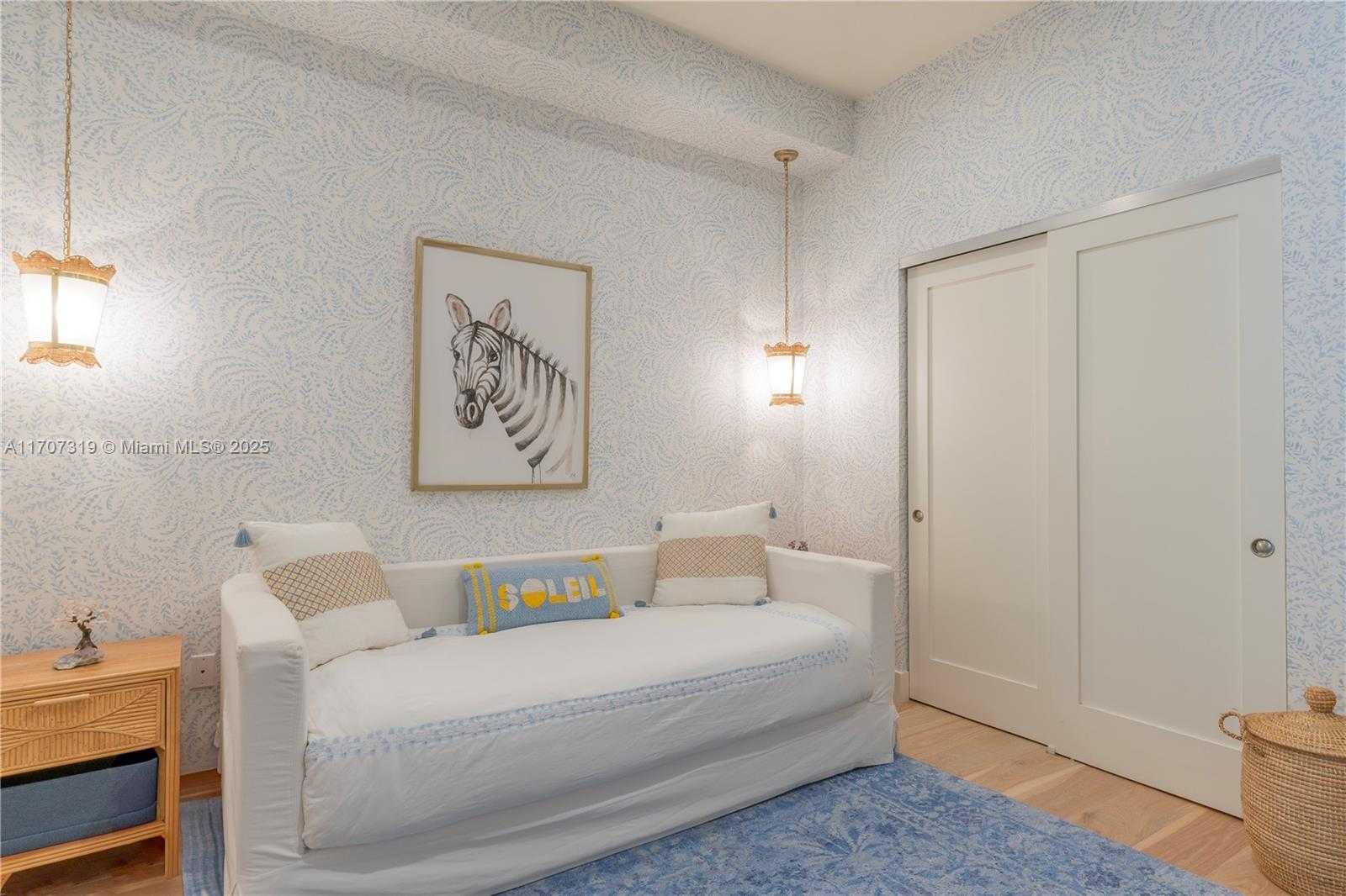 Small Image of 3581 EAST GLENCOE ST #203, Miami Number 20